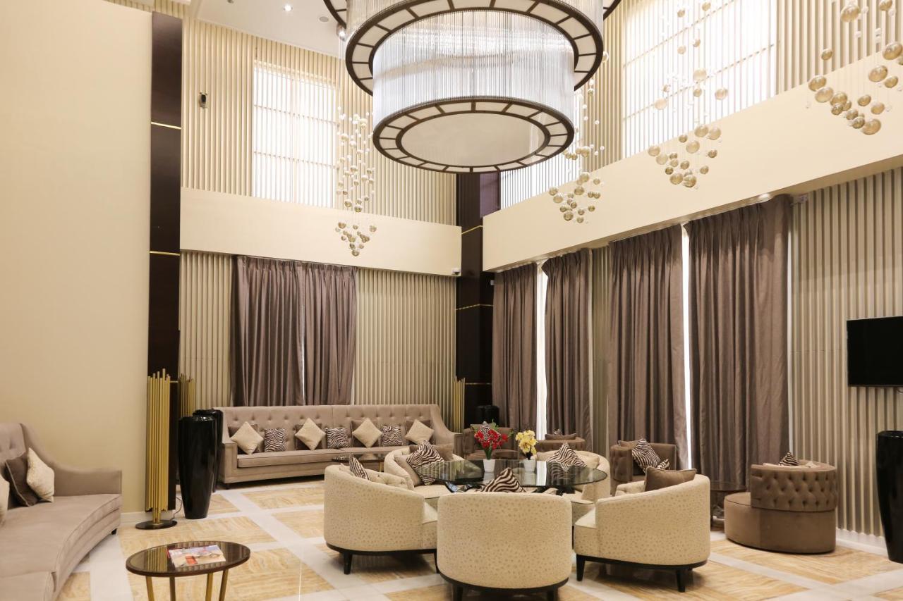 The B Premiere Hotel Доха Экстерьер фото