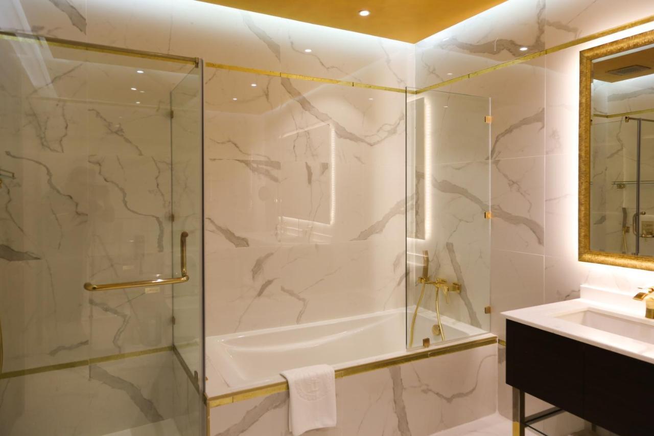 The B Premiere Hotel Доха Экстерьер фото